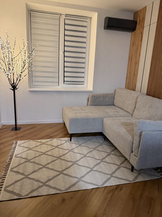 Здам подобово нова центр біля Поштового