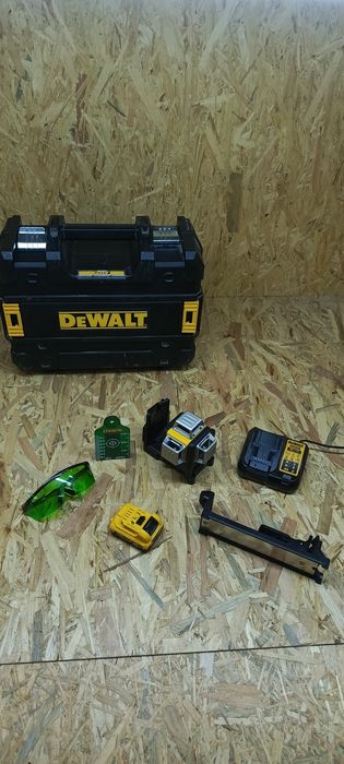 Samopoziomujący Laser obrotowy  DeWalt DCE089G