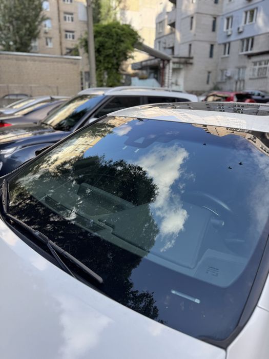 Lexus es 300h гібрид