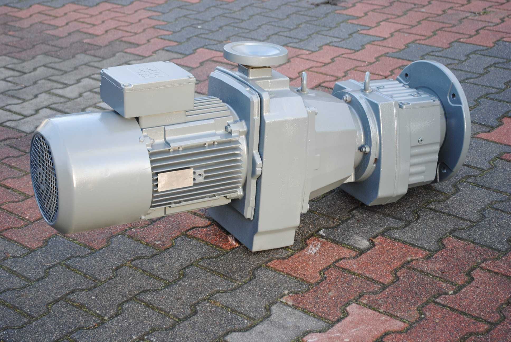 Motoreduktor kołnierzowy 7.5kw z regulacją 21-84obr./min.. z hamulcem.