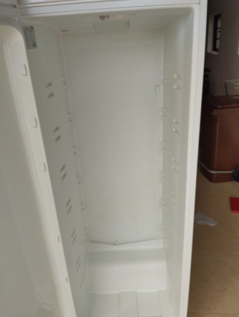Frigorífico RADISO 350l