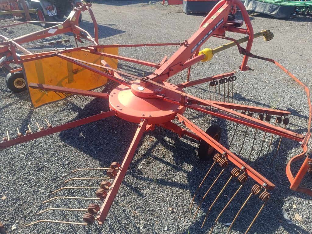 Zgrabiarka KUHN GA 301