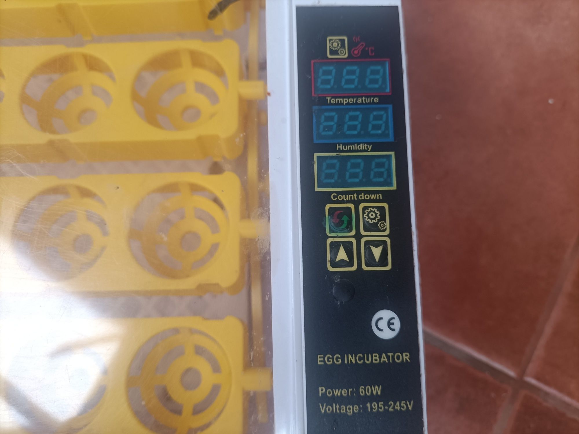 Chocadeira Automática 24 ovos