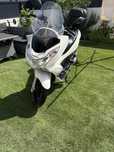 Vendo Honda PCX de 2011