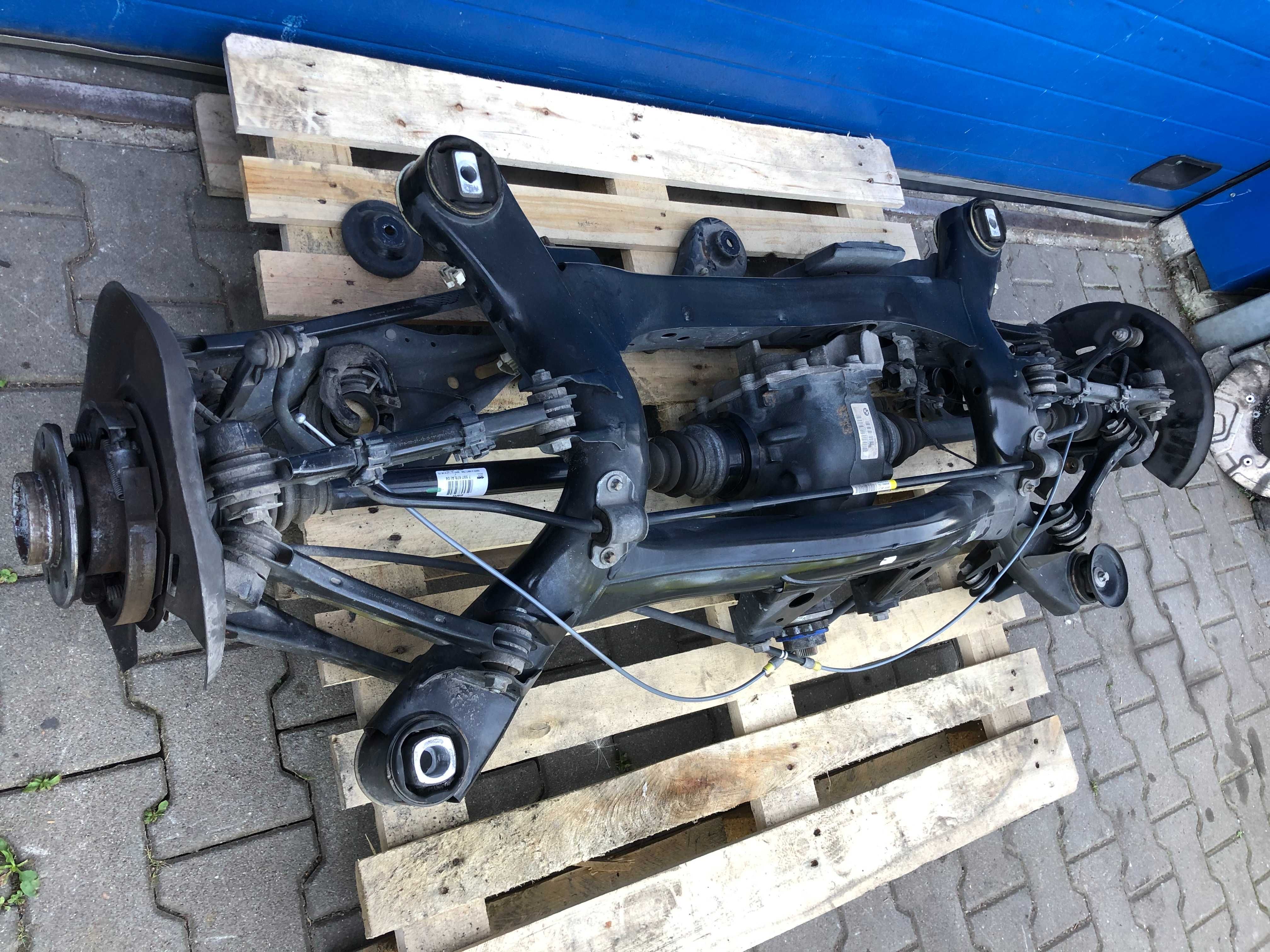 Zawieszenie Tyl Zwrotnica Wahacz Sanki Belka BMW F30 F31 F32 F33 SUPER