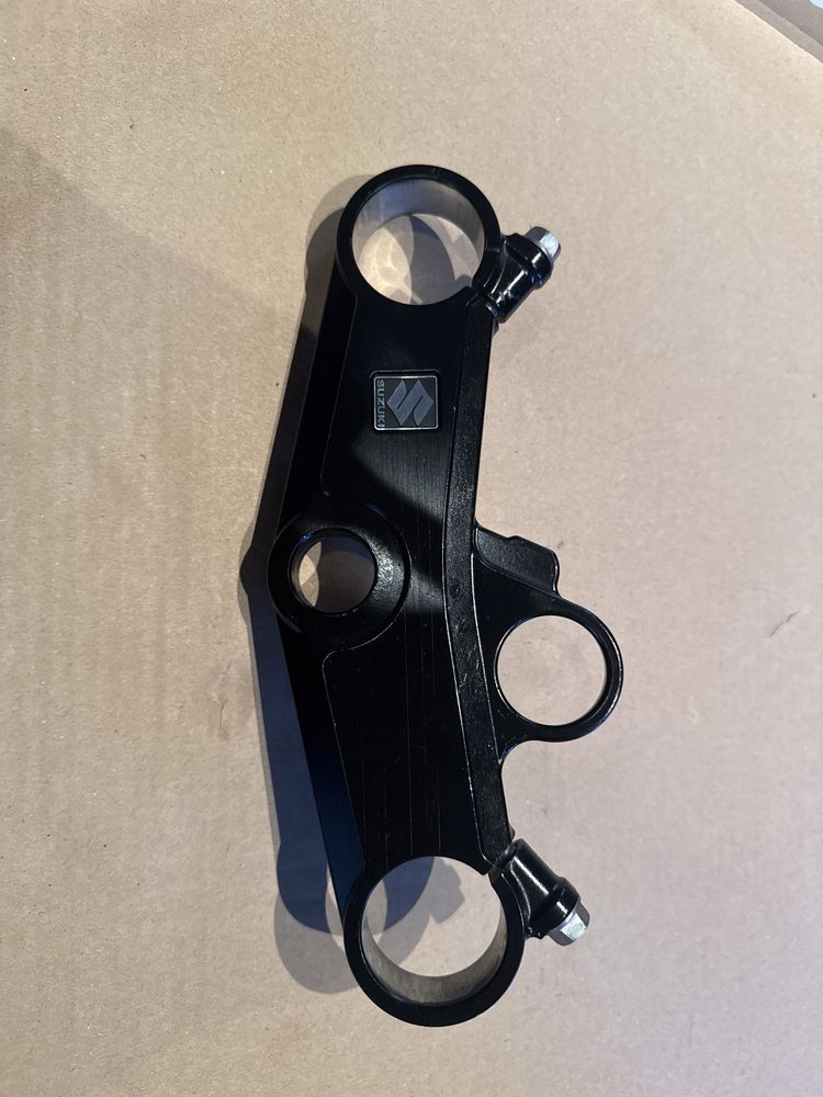 Półka zawieszenie górna przód SUZUKI SV 650 (03-14) x204