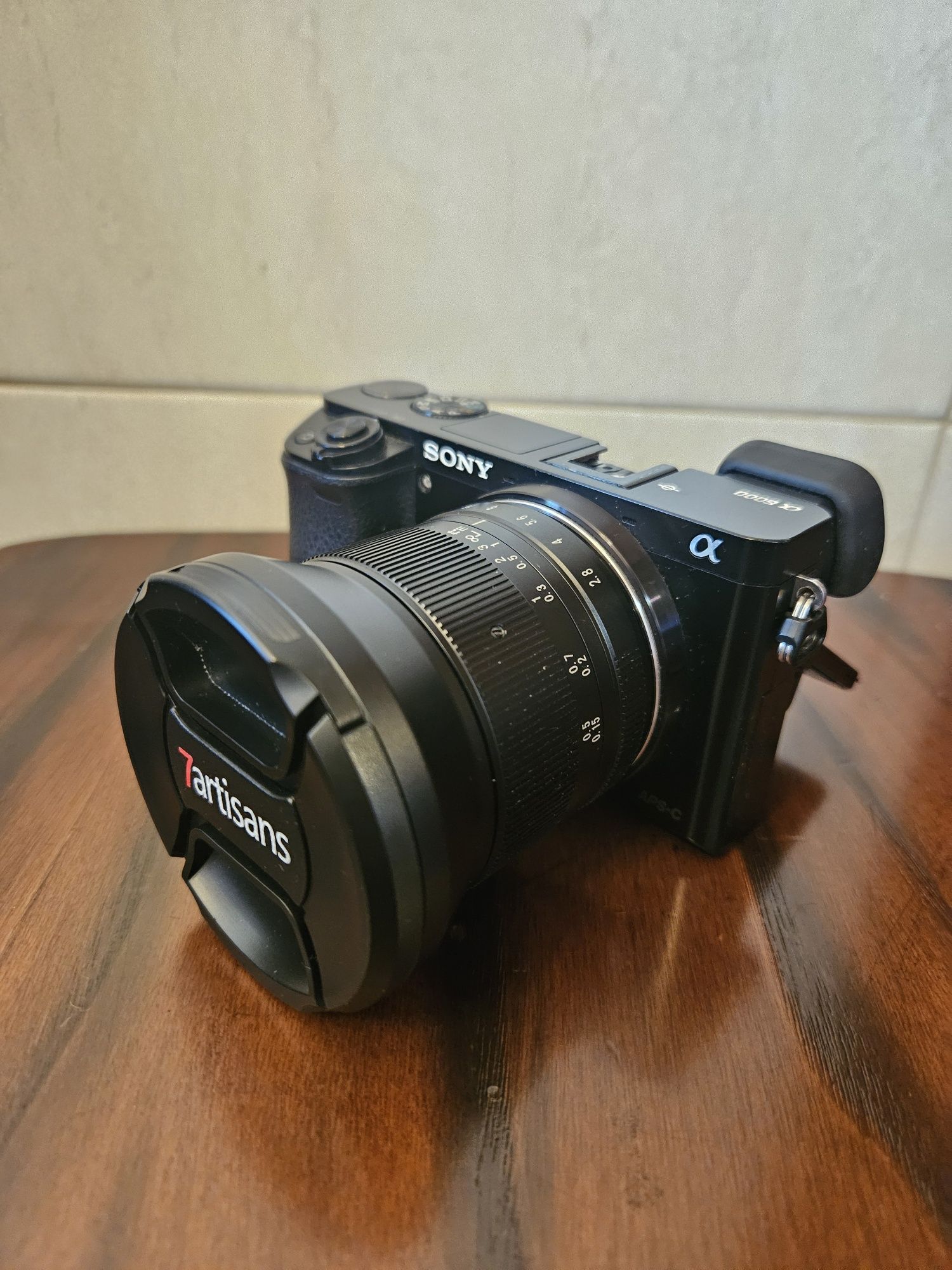 Sony a6000 + lente 7artisans 12mm