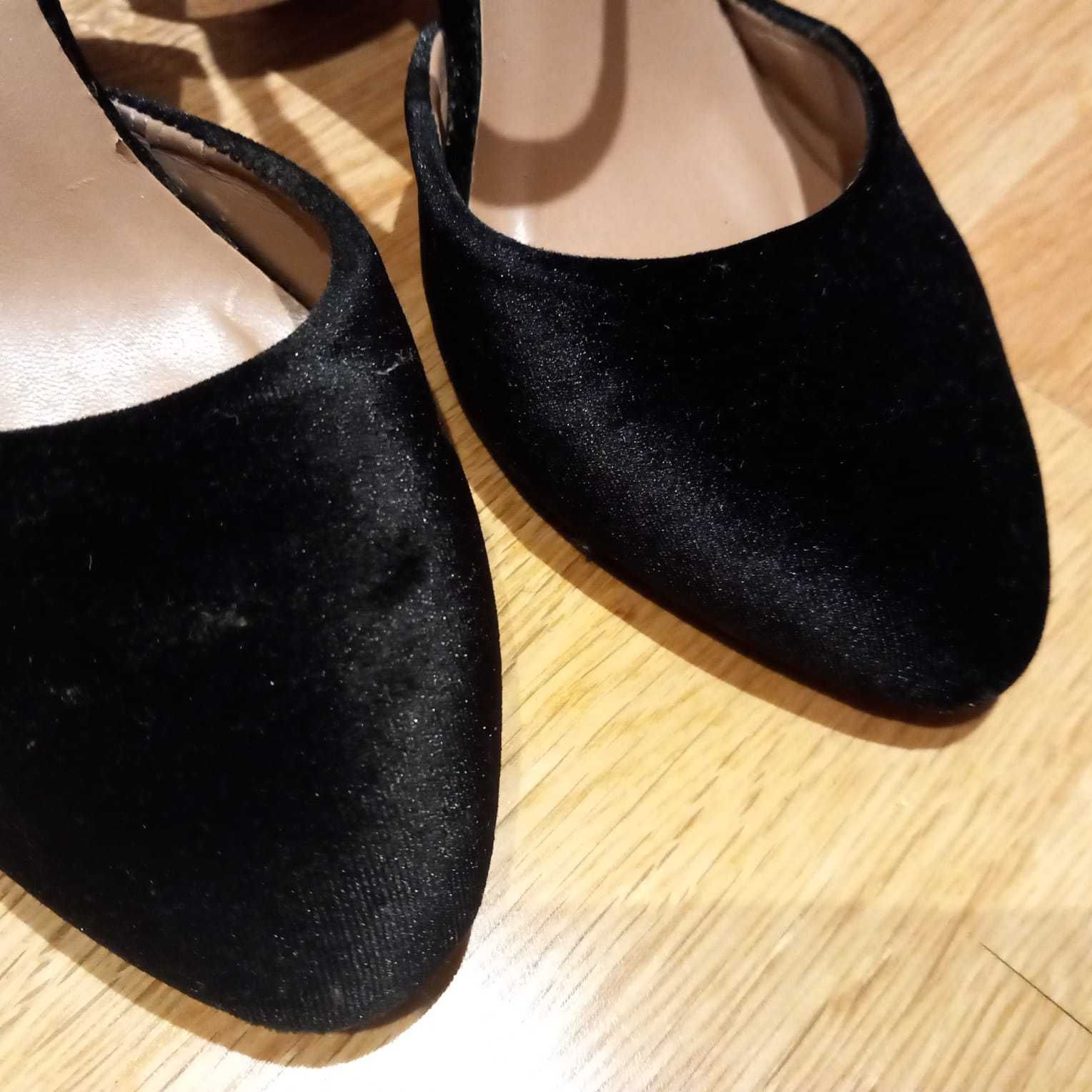 2 pares de sandálias ALDO & Seaside 37 Oferta de Botas