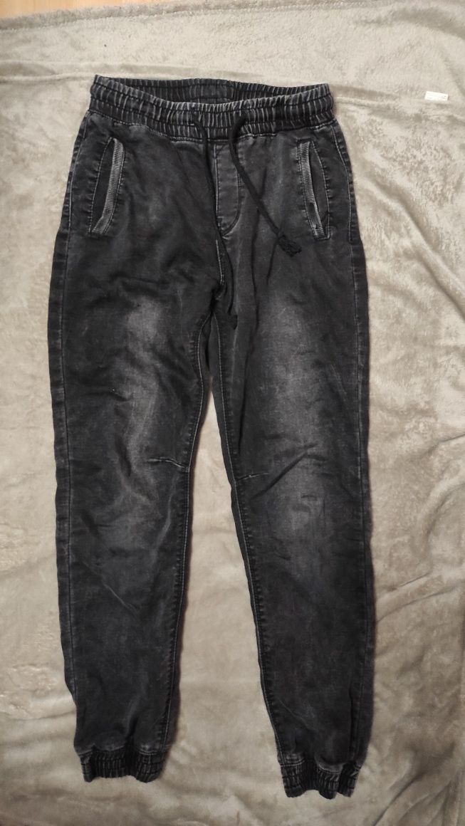 Spodnie jeansowe chłopięce rozm. 28, 158 -164 cm