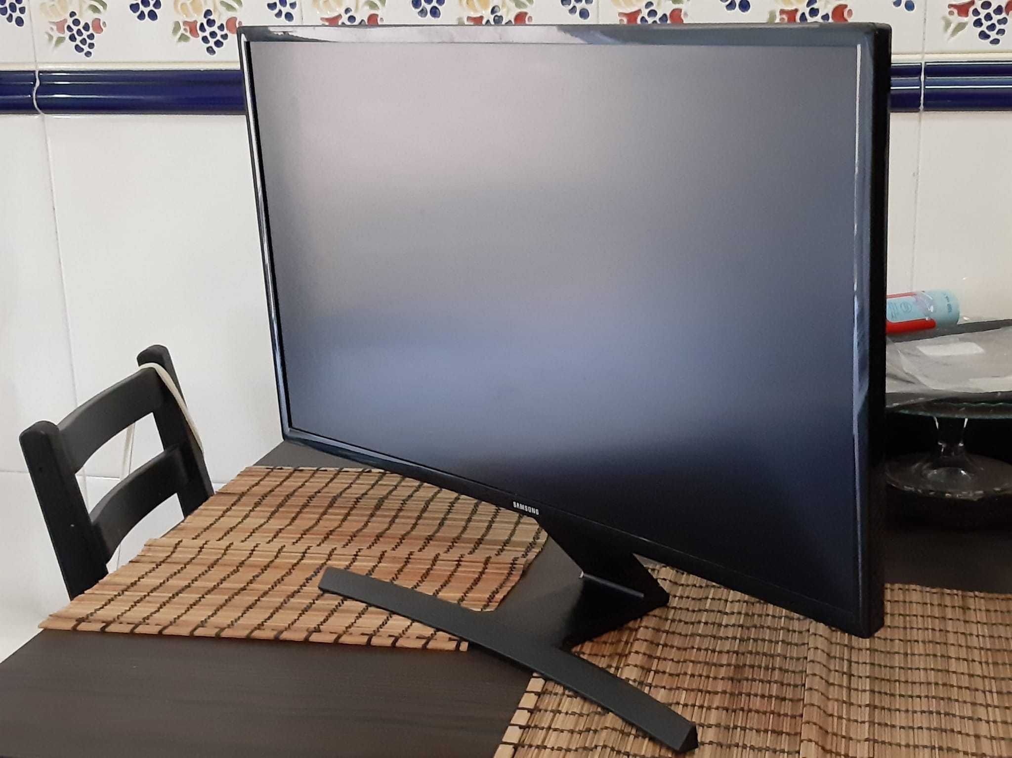 Monitor curvo 27" Samsung - s27e510c