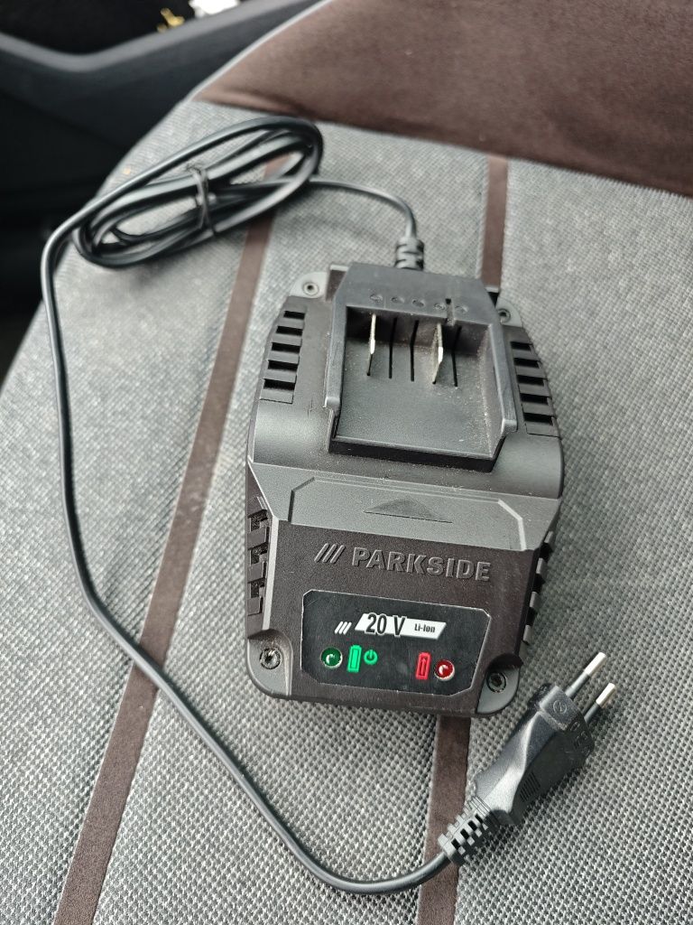 Ładowarka parkside 20v