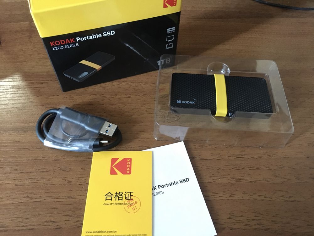 Зовнішній SSD-накопичувач KODAK X200 на 1TB