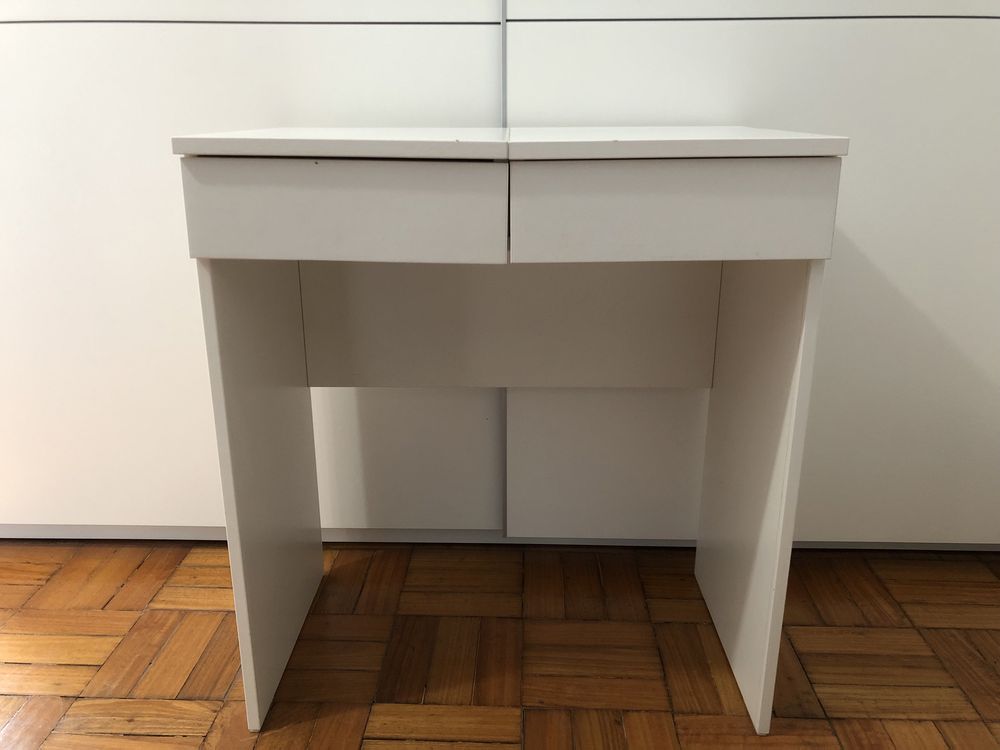 Mesa para Maquiagem Ikea…25€