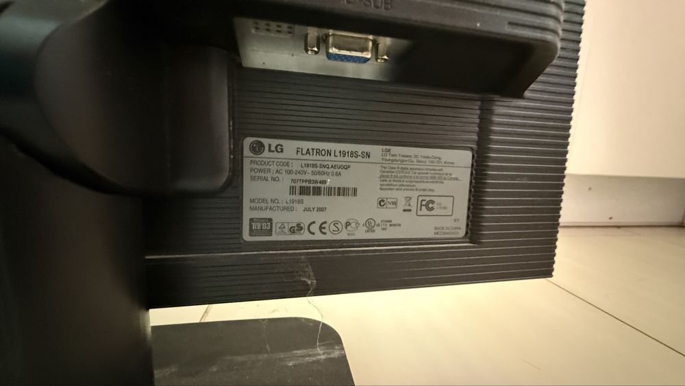 Monitor LG Flatron L1918S – 19 cali – sprawny