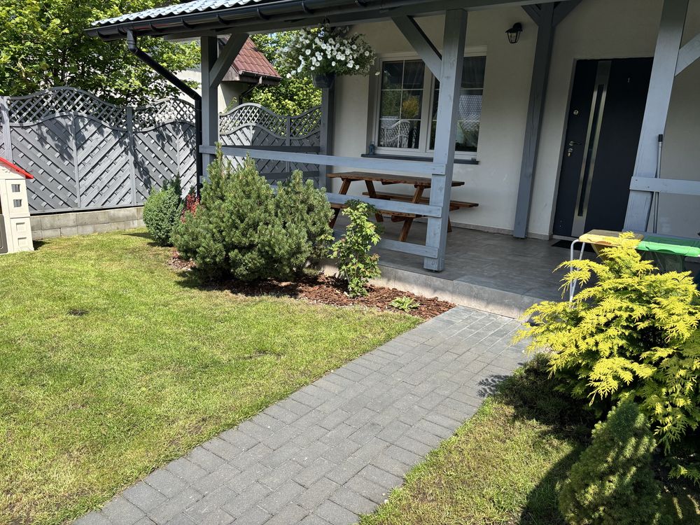 Apartamenty z własnym ogródkiem i tarasem, 200 m do plaży.