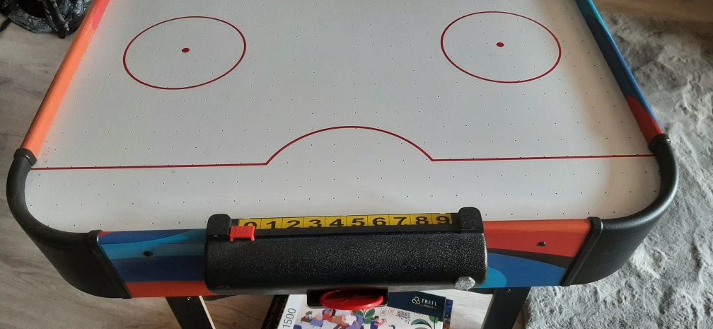 Cymbergaj.  Hokej dla dzieci.