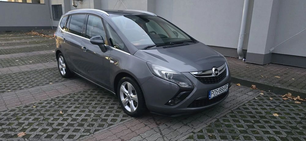 Opel Zafira C 1.6 CDTI 2015 r. 7 osobowy, zarejestrowany
