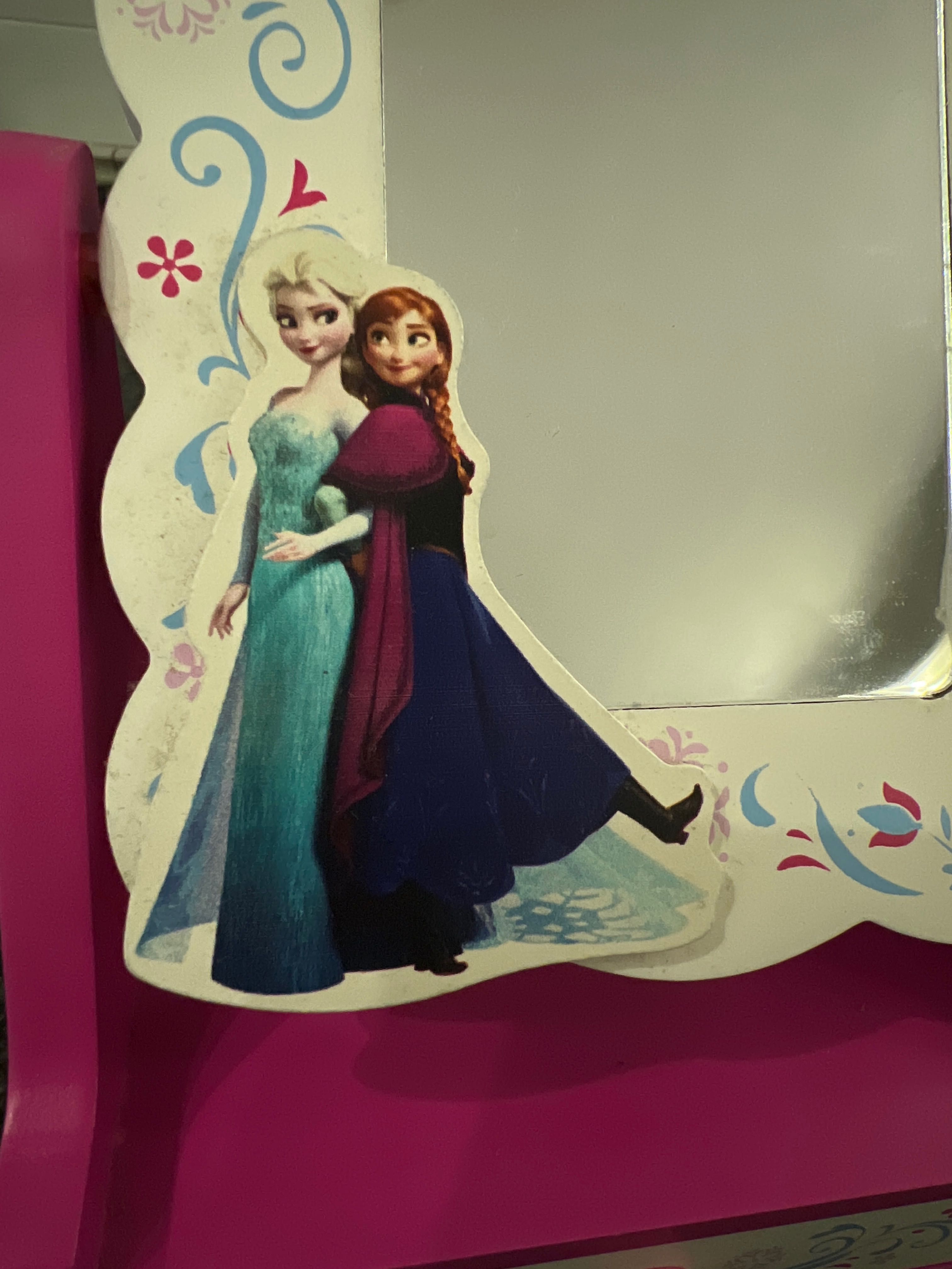 Armar em miniatura da Disney Elsa e Anna