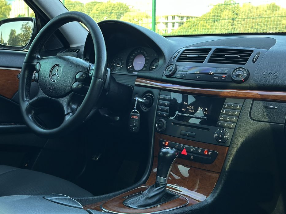 Mercedes-Benz w211 e280 4-matic