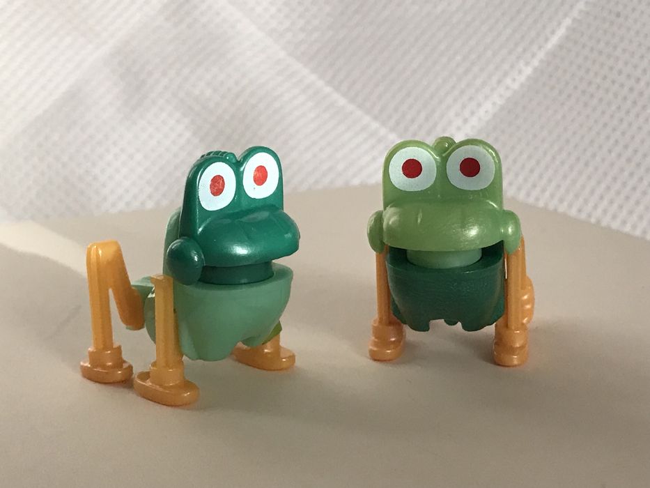 Іграшки кіндер киндер