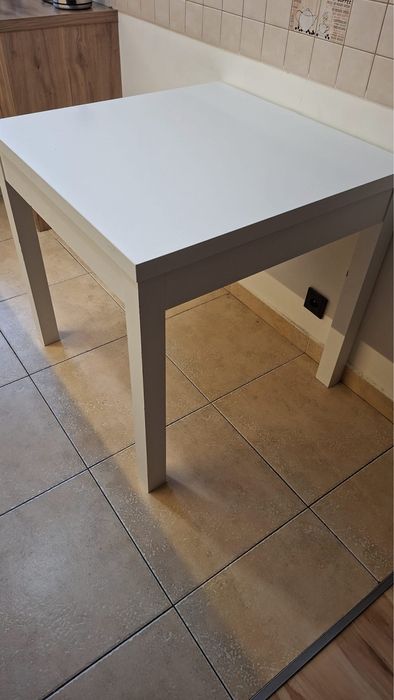 Stół biały do kuchni/jadalni