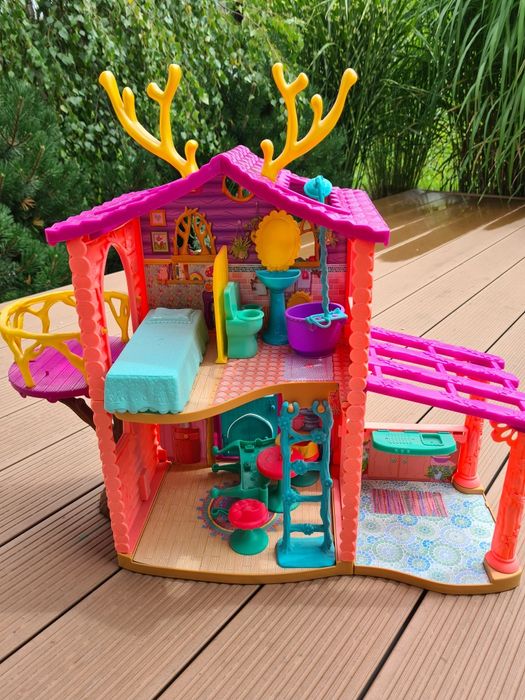 Enchantimals Duży Domek Leśny Jelonków