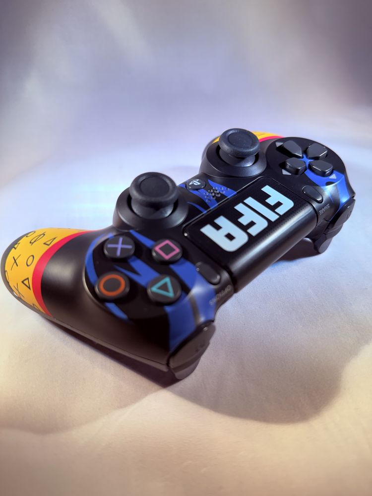 FIFA!! Kontroler Sony CUH-ZCT2E Pad PS4 DUALSHOCK4 V2