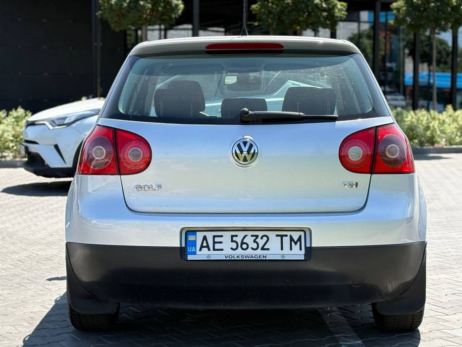 Golf V в хорошем состоянии