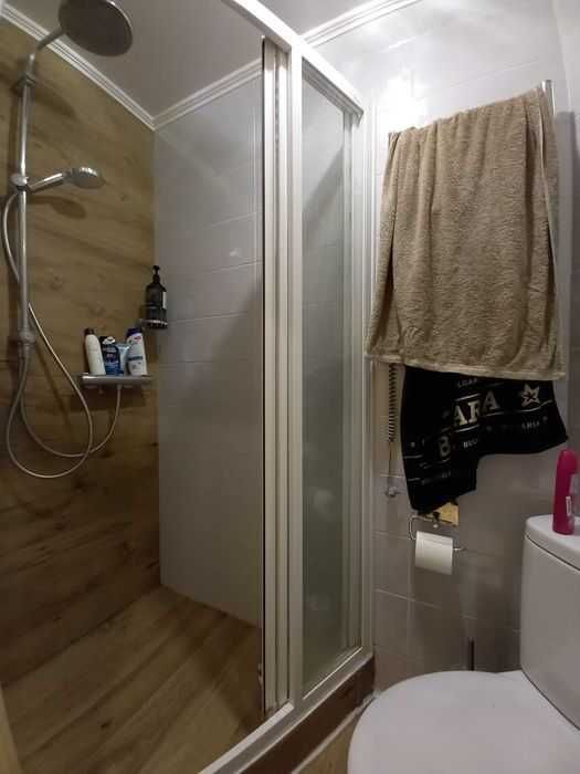 Будинок   з ремонтом та меблями, заходь та живи!