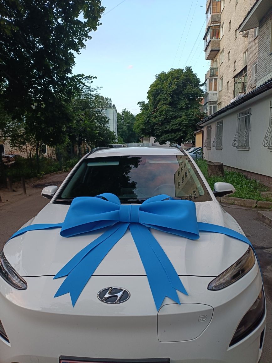 Бант на автомобіль, бант на машину