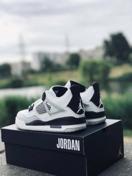 Nike Air Retro Jordan 4 кроссовки кожаные Найк Джордан 4