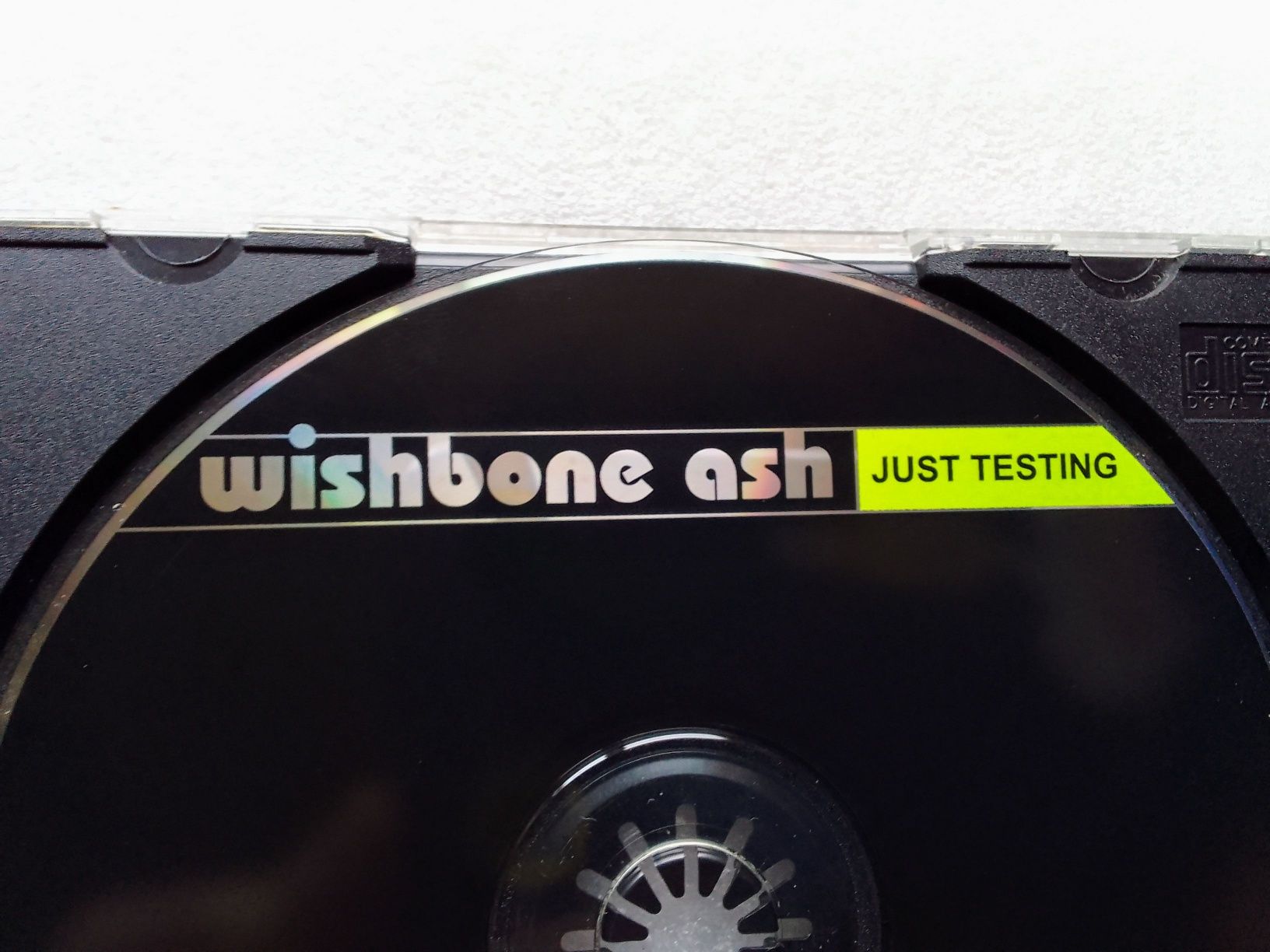 WISHBONE ASH "Just testing". CD Audio.
