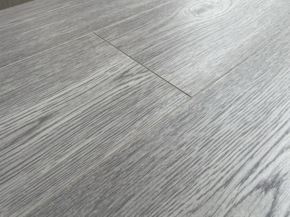 Ламінат Egger Home Classic 8/32 Дуб Рув'яно сірий EHL139