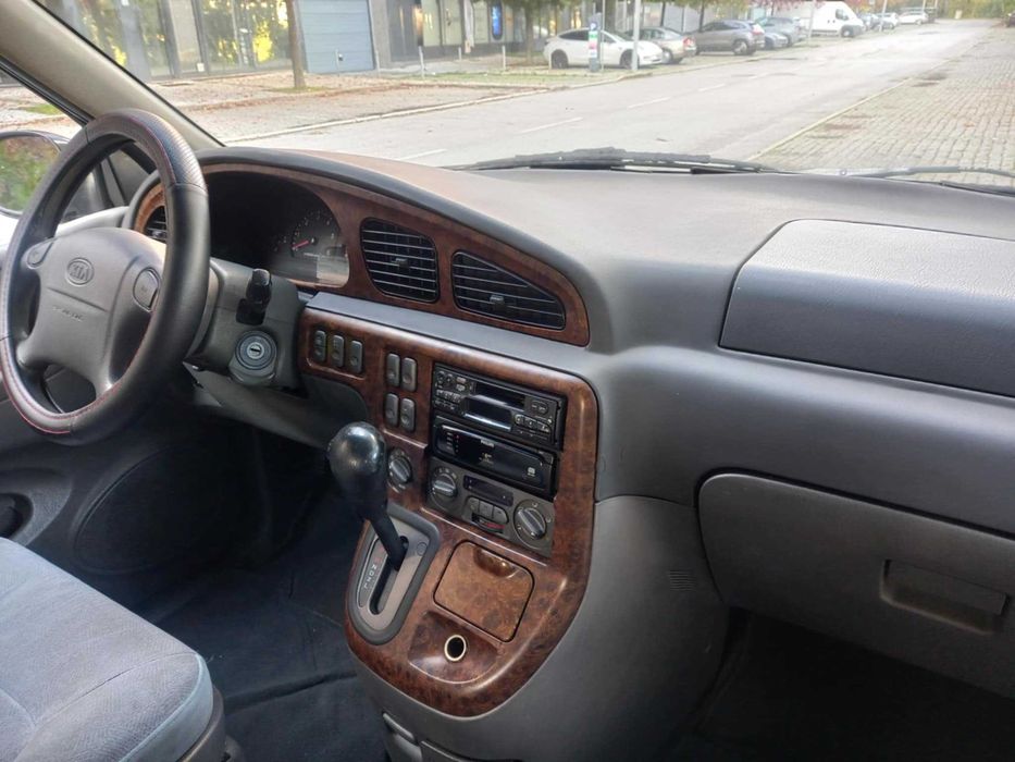 Kia carniçal 2.9 D 16v caixa automática