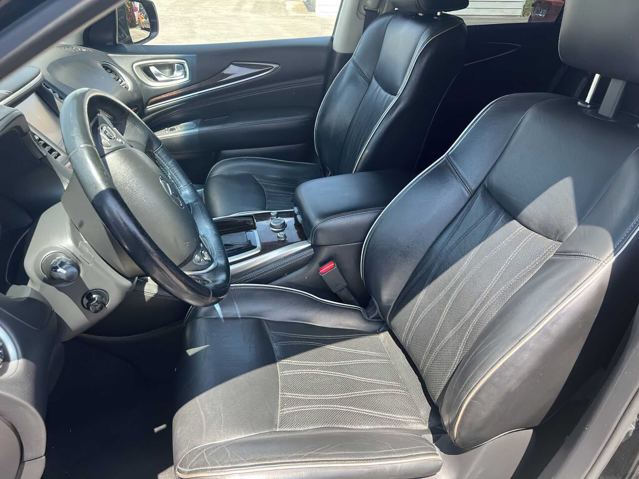 Infiniti Qx60      2016