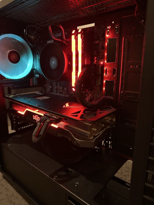 Pc gaming 5700xt + ryzen 5 3600