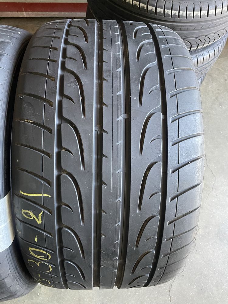 Pneus RFT 325/30/21 Dunlop Impecaveis