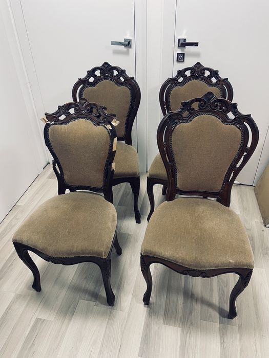 Stare Krzesła po renowacji