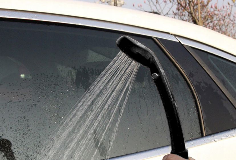 Prysznic turystyczny kempingowy przenośny do samochodu
