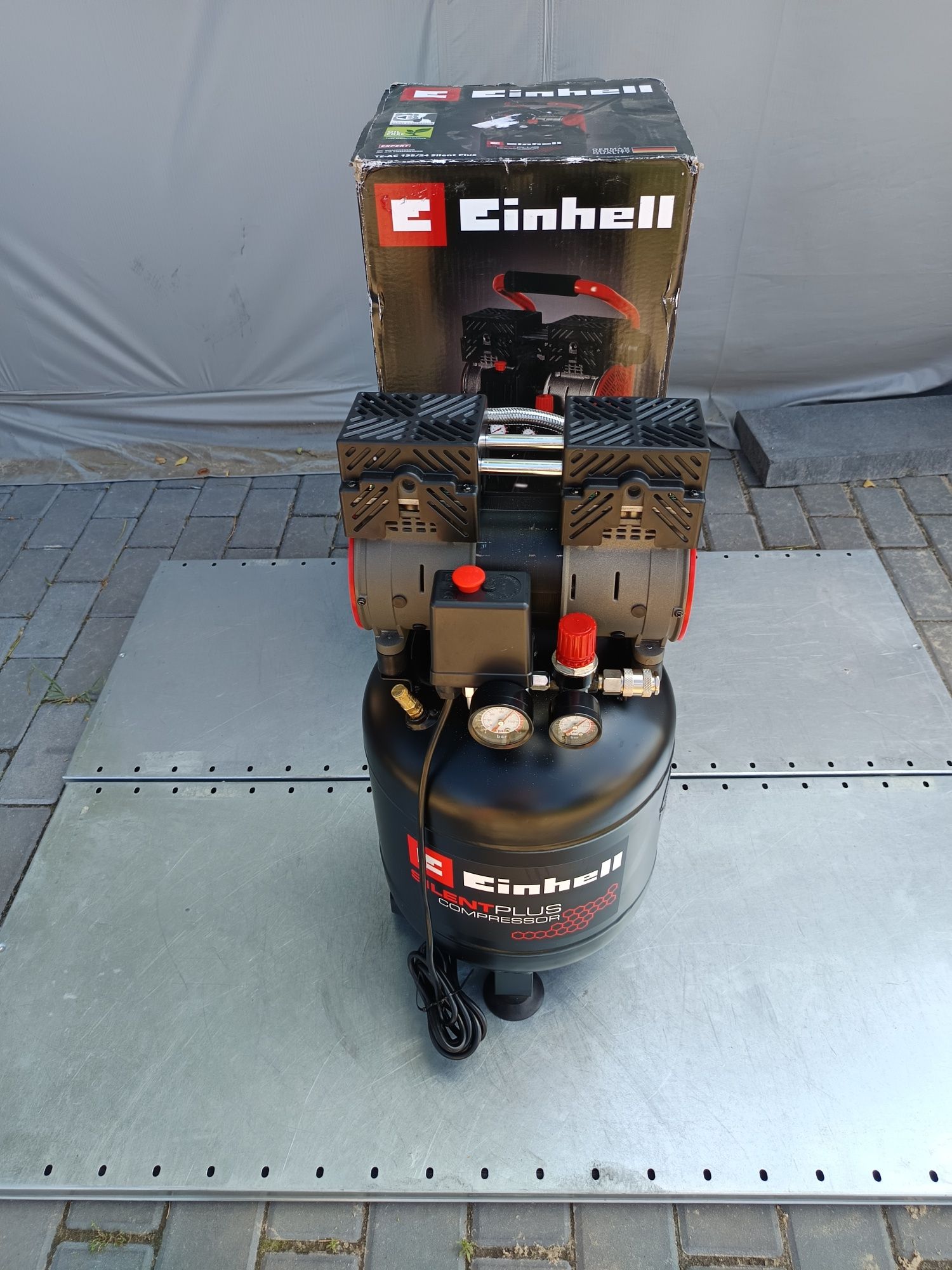 Kompresor bezolejowy Einhell TE-AC 135/24 SILENT PLUS