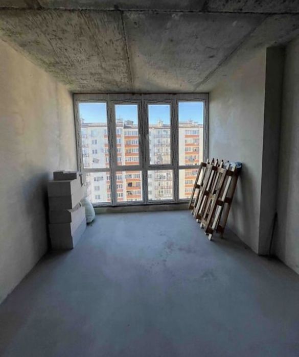 Продаж 3-кім двохярусноі квартири в зданому будинку