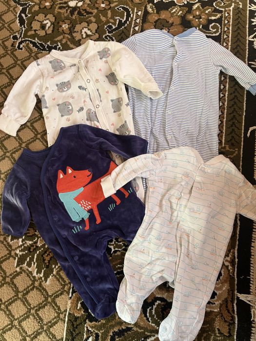 Віддам дитячий одяг на хлопчика 0-3 місяці