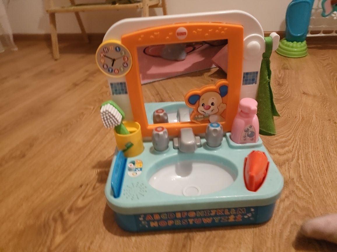 Umywalka szczeniaczka Uczniaczka Fisher Price