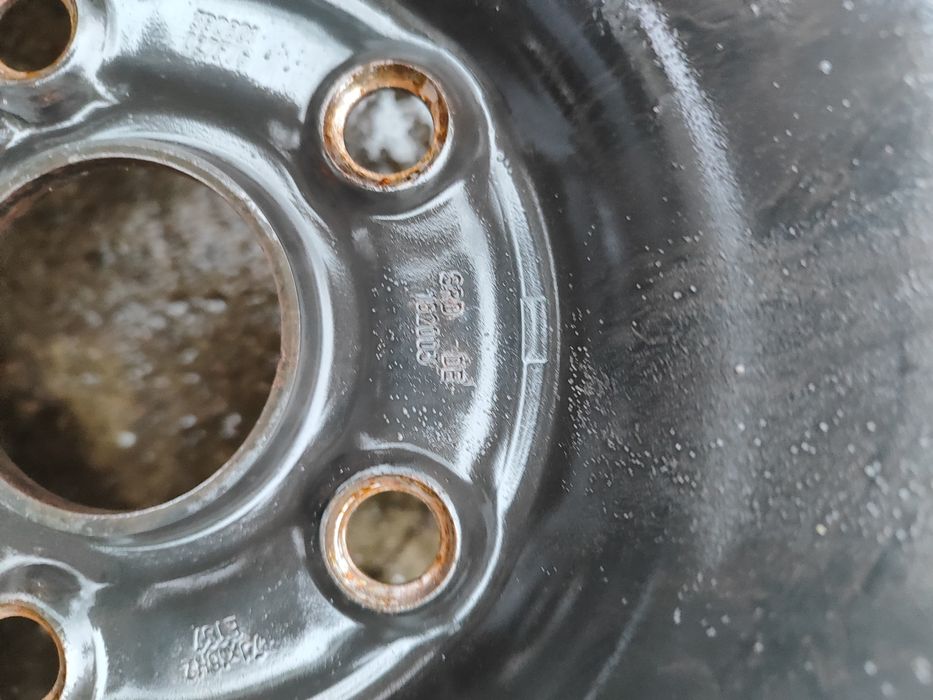 Продам комплект желізних дискив R16 5.112.