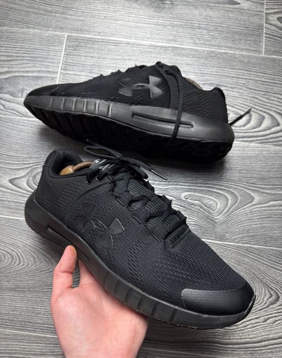 Кроссовки мужские Under Armour Размер 46 стелька 30см