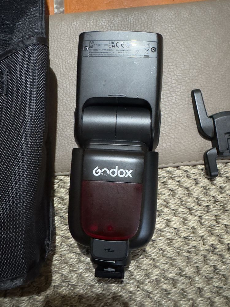 Flash Speedlite Godox TT685II-S para Sony