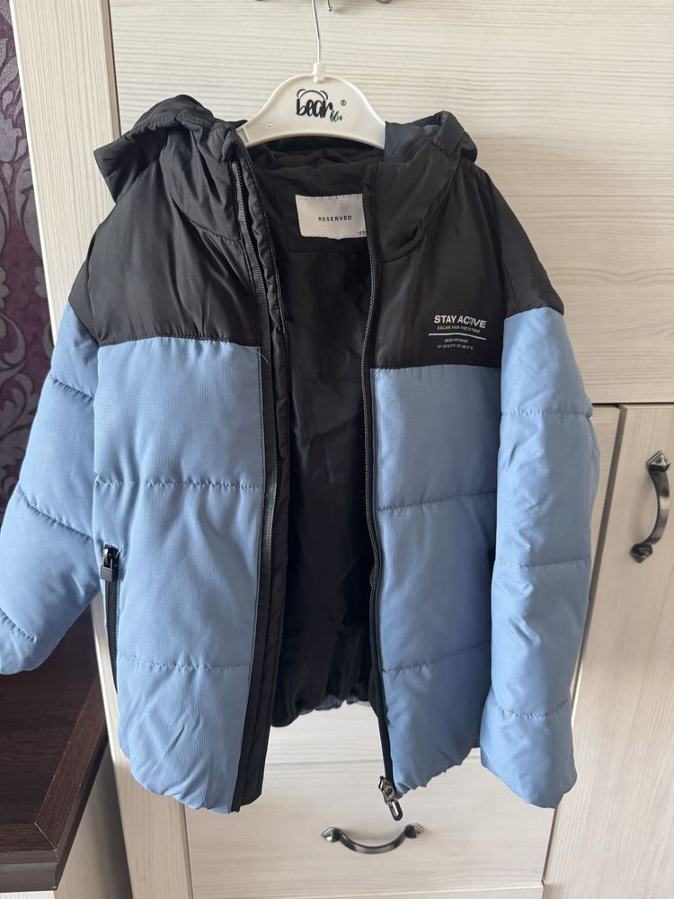 Нова куртка Reserved 122