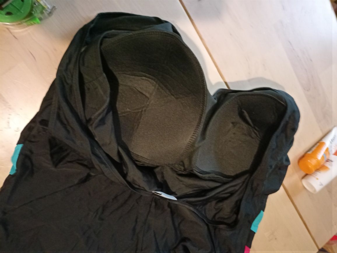 Kostium strój kąpielowy jednoczęściowy wyszczuplający czarny 56 D c&a