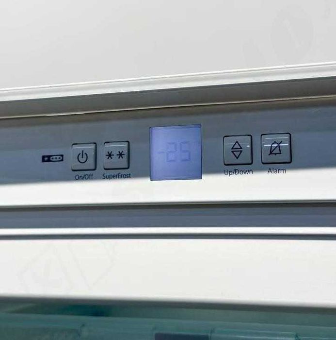 Морозильник Liebherr / Лібхер IGN 1654 / 87 см, білий