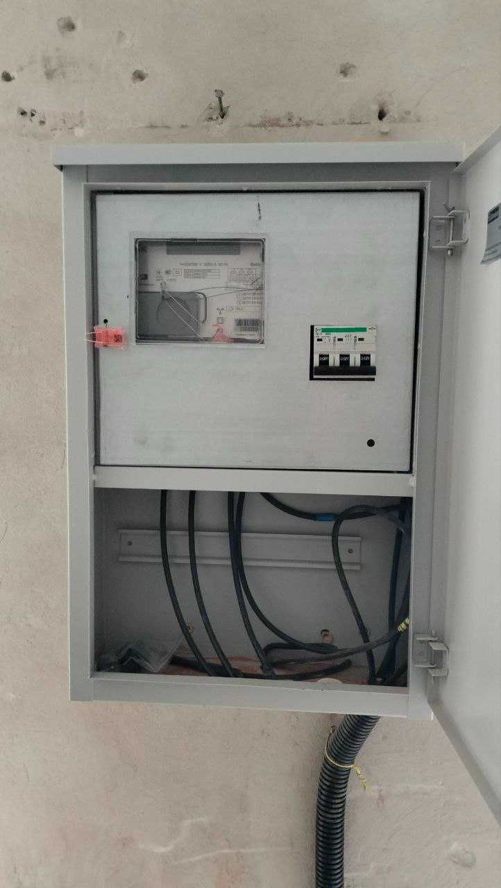 В новому ЖР продається дешева здана комерція під масажний кабінет